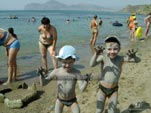 Нажмите чтобы увеличить Фотографии, смешные отдыхающие в пгт Приморский.