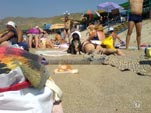 Нажмите чтобы увеличить Фотографии, смешные отдыхающие в пгт Приморский.