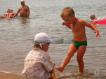 Нажмите чтобы увеличить Фотографии море и дети, пгт Приморский, Феодосия.