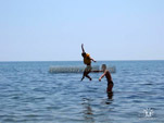 Нажмите чтобы увеличить Фотографии море и дети, пгт Приморский, Феодосия.